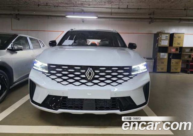Renault (Samsung) Grand Koleos 1.5 E-TECH Iconic 2WD — пробег 1 км — фото 1 из 5