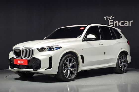 BMW X5 xDrive 40i M Sport — пробег 8 121 км — фото 1 из 5