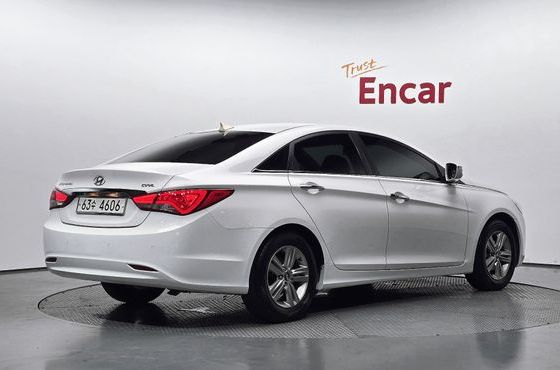 Hyundai Sonata CVVL Smart — пробег 104 743 км — фото 2 из 5