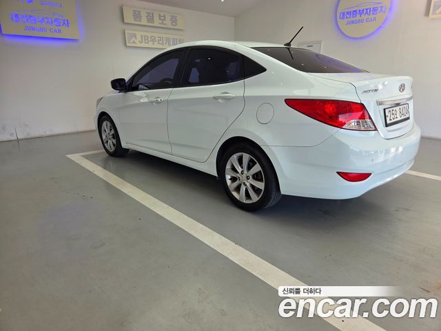 Hyundai Accent 1.6 GDI Top — пробег 180 517 км — фото 5 из 5