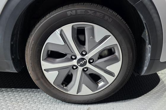 Kia Niro Noblesse — пробег 68 353 км — фото 5 из 5