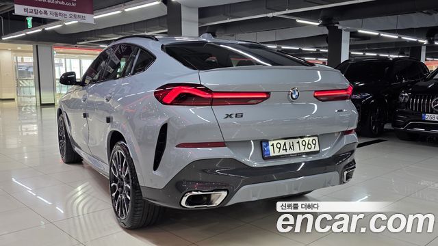 BMW X6 xDrive40i M Sport — пробег 43 917 км — фото 4 из 5