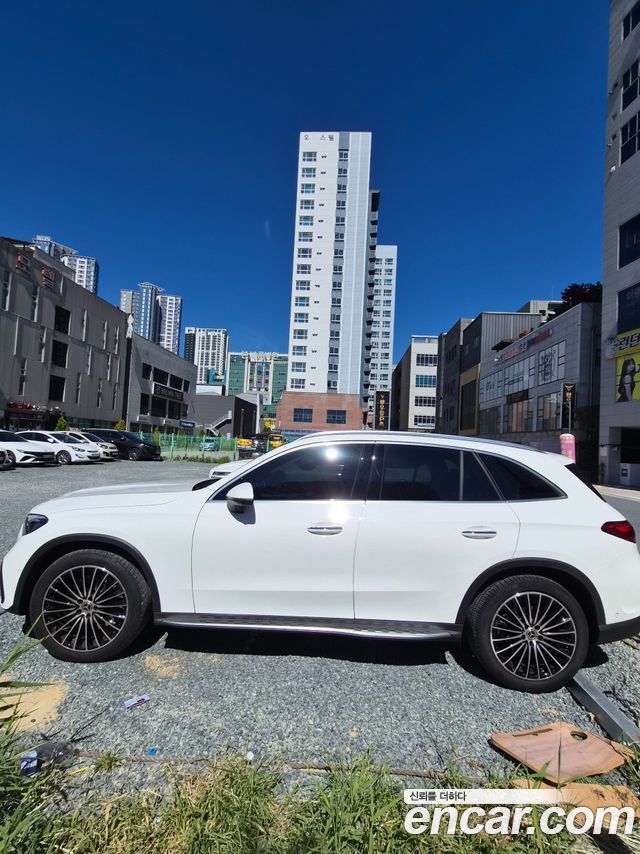 Mercedes-Benz GLC-Class GLC300 4MATIC — пробег 22 615 км — фото 2 из 5