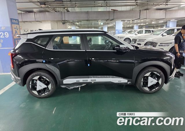 Kia Seltos HEV 1.6 2WD Prestige — пробег 1 км — фото 5 из 5