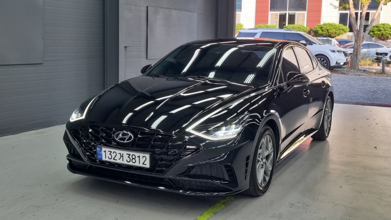 Hyundai Sonata 2.0 Premium Plus — пробег 84 207 км — фото 1 из 5