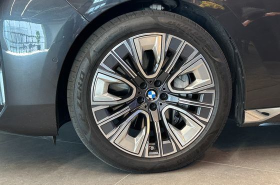 BMW 7-Series 740i sDrive Design Pure Excellence — пробег 14 804 км — фото 5 из 5