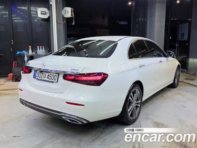 Mercedes-Benz E-Class из Кореи Encar