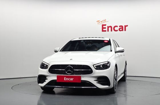 Mercedes-Benz E-Class E220d 4MATIC AMG Line — пробег 68 714 км — фото 3 из 5