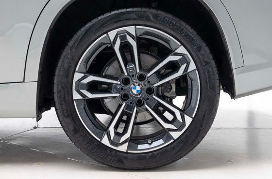 BMW X1 sDrive 20i M Sport — пробег 8 500 км — фото 5 из 5