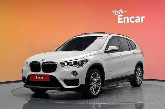 BMW X1 xDrive 20d Joy — пробег 122 204 км — фото 1 из 5