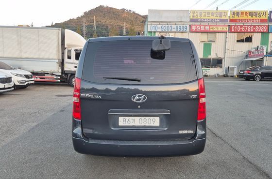 Hyundai Starex Van 5-Seater Modern — пробег 173 439 км — фото 5 из 5