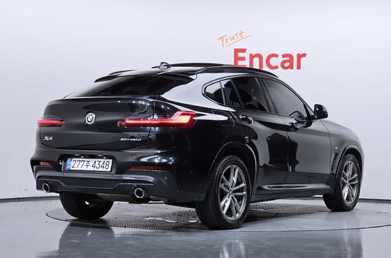 BMW X4 xDrive20d M Sport — пробег 124 368 км — фото 2 из 5