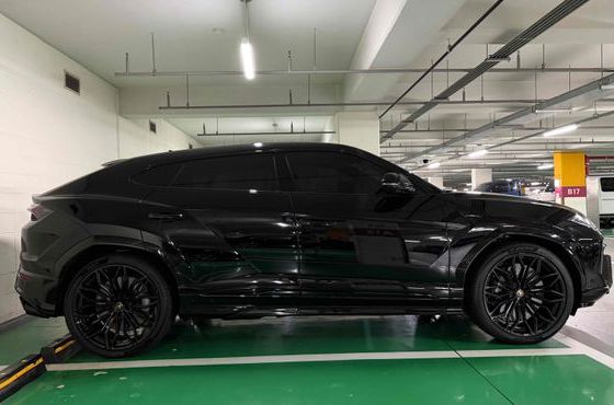 Lamborghini Urus 4.0 V8 SE — пробег 999 км — фото 5 из 5