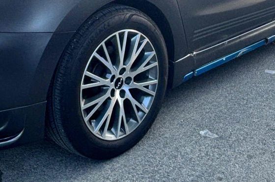 Kia Carnival 7-seater Limousine President — пробег 110 000 км — фото 5 из 5