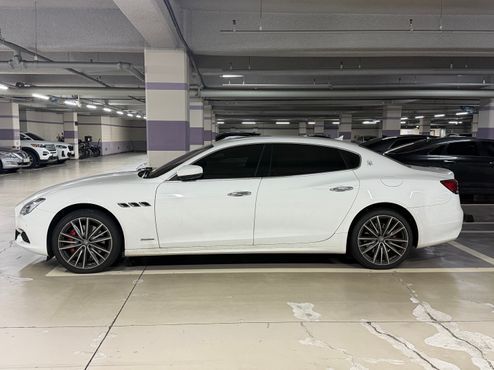 Maserati Quattroporte 3.0 V6 Granlusso — пробег 27 700 км — фото 5 из 5
