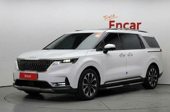 Kia Carnival Gasoline 9-Seater Signature — пробег 74 326 км — фото 1 из 5
