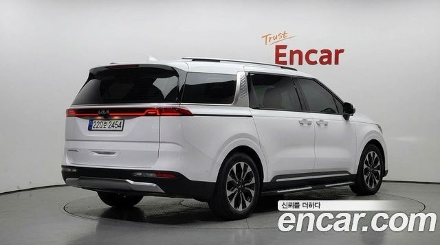 Kia Carnival из Кореи Encar