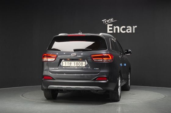 Kia Sorento Diesel 2.0 2WD Prestige — пробег 95 401 км — фото 4 из 5