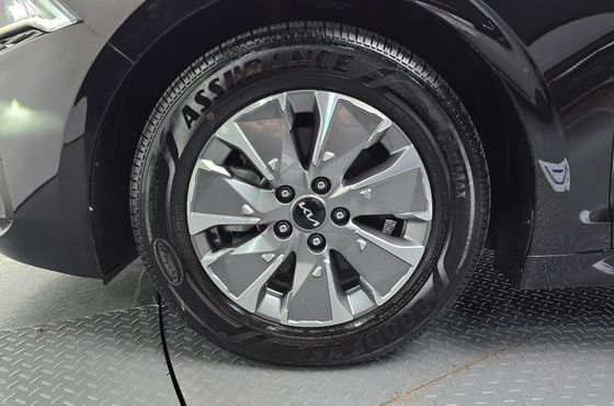 Kia K5 Trendy — пробег 36 700 км — фото 5 из 5