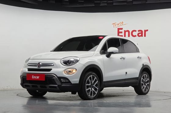 Fiat 500X 2.0 Diesel Cross Plus AWD — пробег 79 906 км — фото 1 из 5