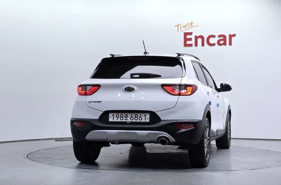 Kia Stonic Diesel 1.6 Prestige — пробег 149 985 км — фото 4 из 5