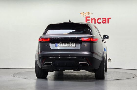 Land Rover Range Rover Velar 3.0 D300 R-Dynamic SE — пробег 114 093 км — фото 4 из 5