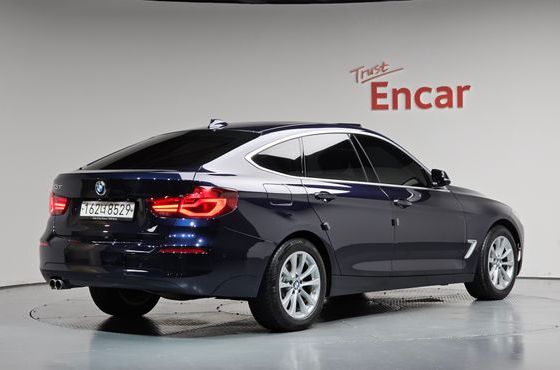 BMW Gran Turismo GT 320d Premium — пробег 77 590 км — фото 2 из 5