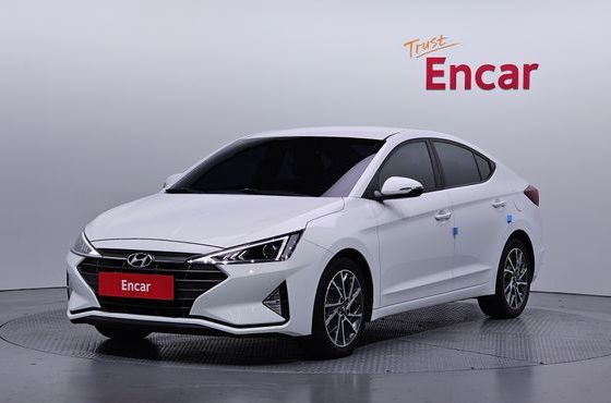 Hyundai AVANTE 1.6 Style — пробег 42 439 км — фото 1 из 5