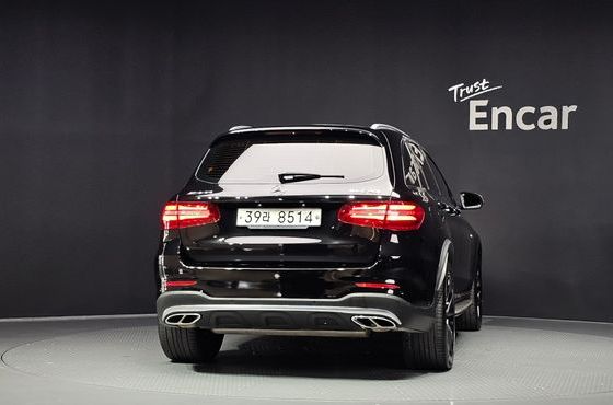 Mercedes-Benz GLC-Class AMG GLC43 4MATIC — пробег 69 625 км — фото 4 из 5