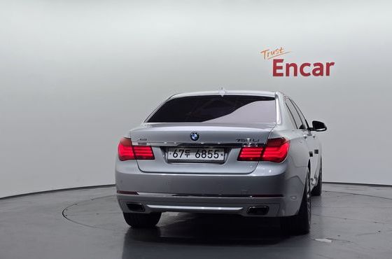 BMW 7-Series 750Li xDrive — пробег 130 875 км — фото 4 из 5