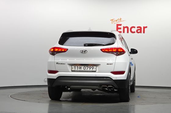 Hyundai Tucson Diesel 2.0 2WD Modern — пробег 102 169 км — фото 4 из 5