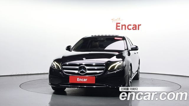 Mercedes-Benz E-Class из Кореи Encar