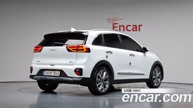 Kia Niro 1.6 HEV Signature — пробег 42 213 км — фото 2 из 5