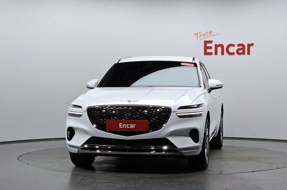 Genesis GV70 2.5T Gasoline 2WD — пробег 13 796 км — фото 3 из 5