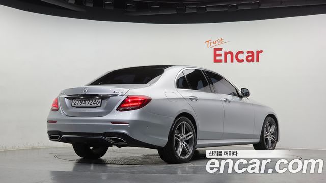 Mercedes-Benz E-Class из Кореи Encar
