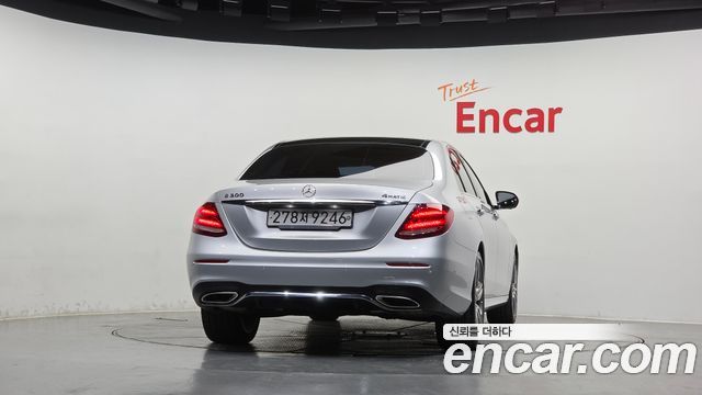 Mercedes-Benz E-Class из Кореи Encar