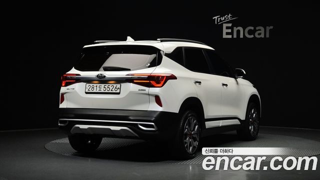 Kia Seltos из Кореи Encar