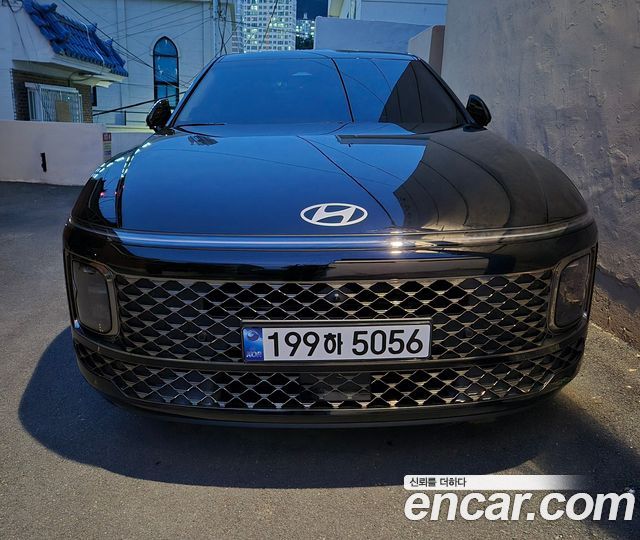 Hyundai Grandeur Calligraphy — пробег 20 000 км — фото 1 из 5