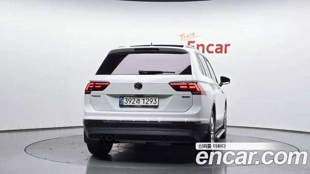 Volkswagen Tiguan из Кореи Encar