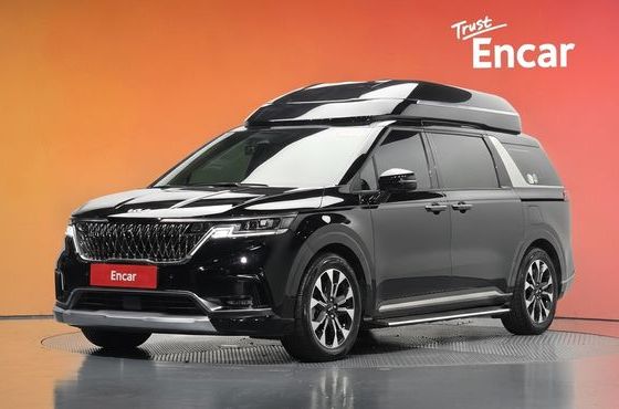 Kia Carnival Gasoline 7-Seater Hi-Limousine Signature — пробег 46 403 км — фото 1 из 5