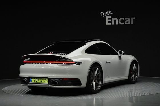 Porsche 911 Carrera S — пробег 7 994 км — фото 2 из 5