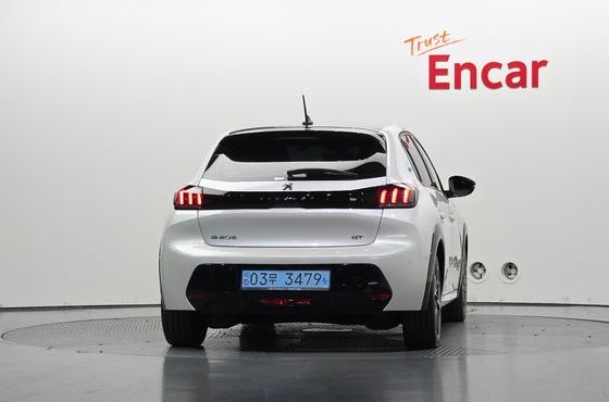 Peugeot 208 GT — пробег 25 230 км — фото 4 из 5