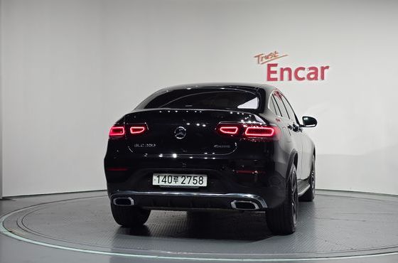 Mercedes-Benz GLC-Class GCL300 4MATIC Coupe — пробег 34 101 км — фото 4 из 5