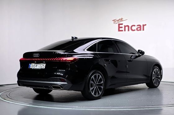 Audi A5 40 TFSI Quattro Advanced — пробег 8 250 км — фото 2 из 5