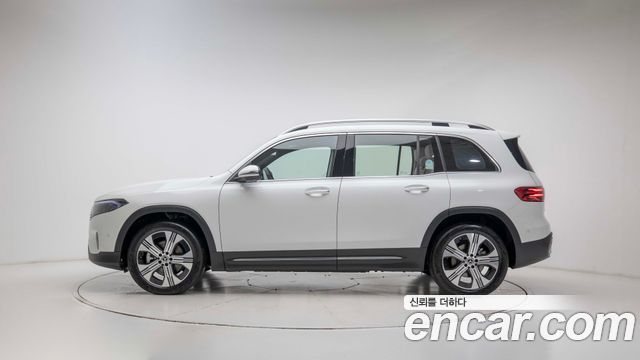 Mercedes-Benz EQB из Кореи Encar