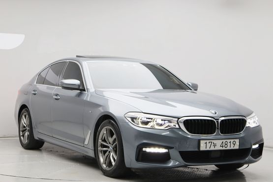 BMW 5-Series 520d M Sport Package Plus — пробег 72 806 км — фото 3 из 5