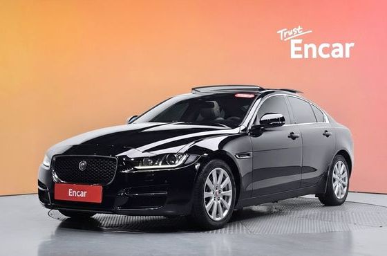 Jaguar XE 20d Prestige — пробег 120 786 км — фото 1 из 5
