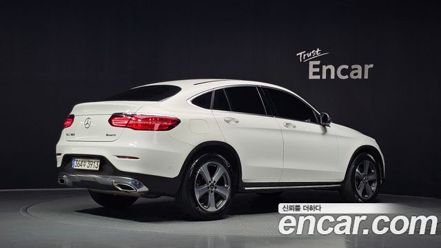 Mercedes-Benz GLC-Class GCL300 4MATIC Coupe — пробег 90 788 км — фото 2 из 5