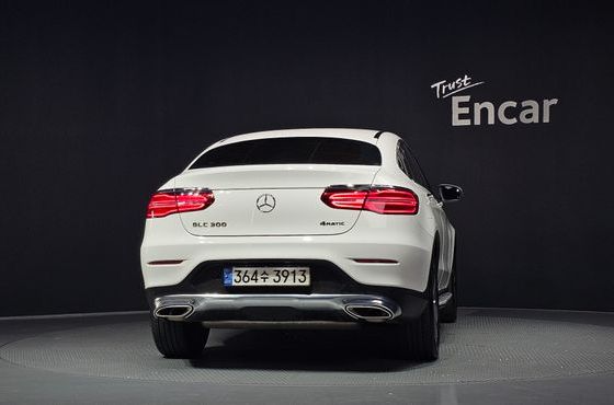 Mercedes-Benz GLC-Class GCL300 4MATIC Coupe — пробег 90 788 км — фото 4 из 5
