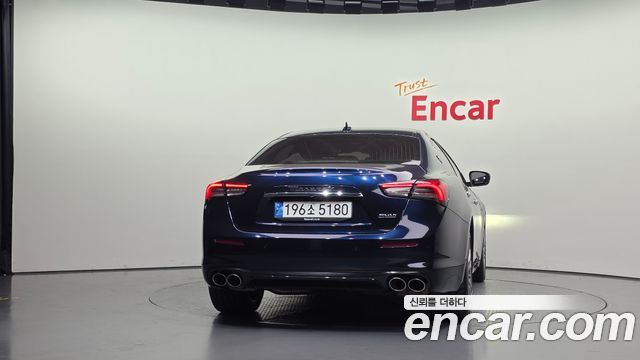 Maserati Ghibli из Кореи Encar